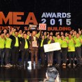 รูปงานพิธีมอบรางวัลและตราสัญลักษณ์ปี 3